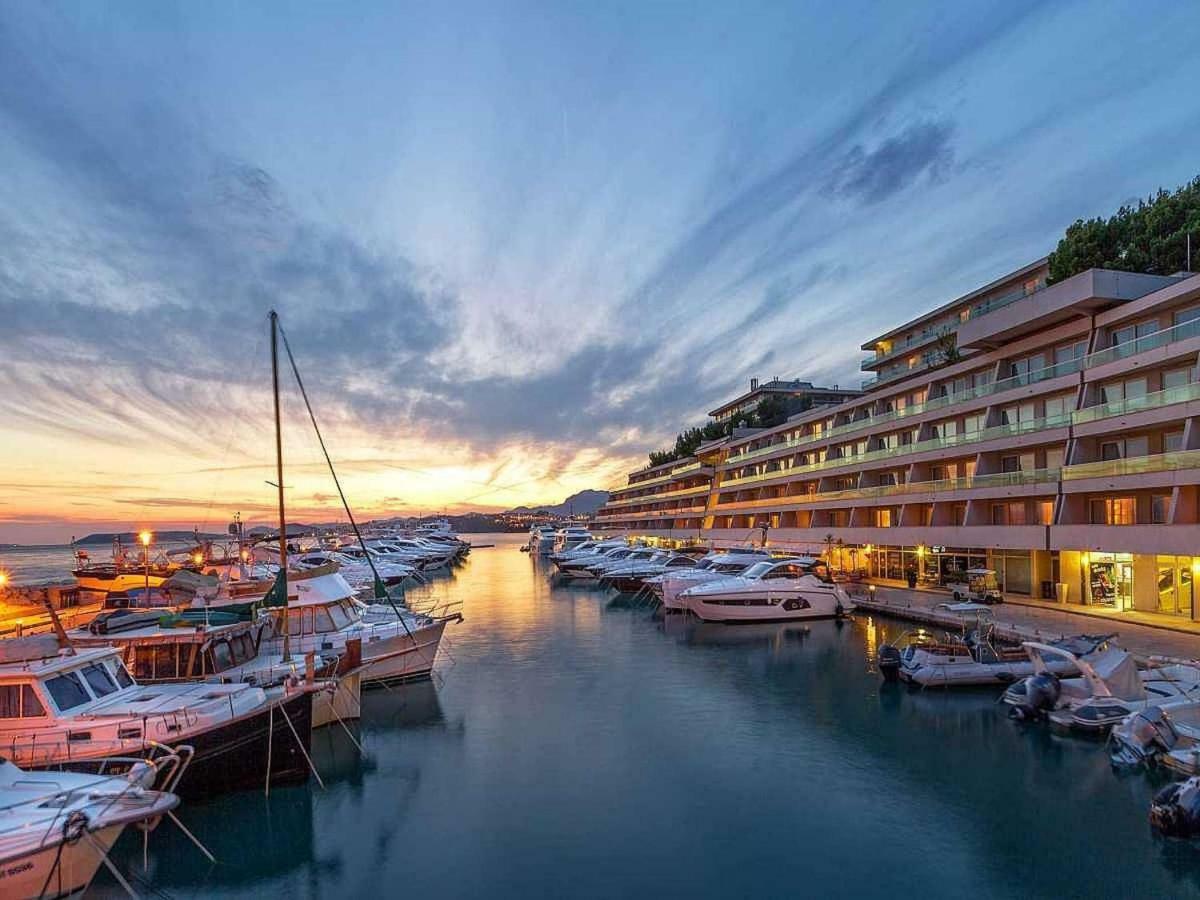 The Adriatic Pearl Split Apartment Podstrana Bagian luar foto